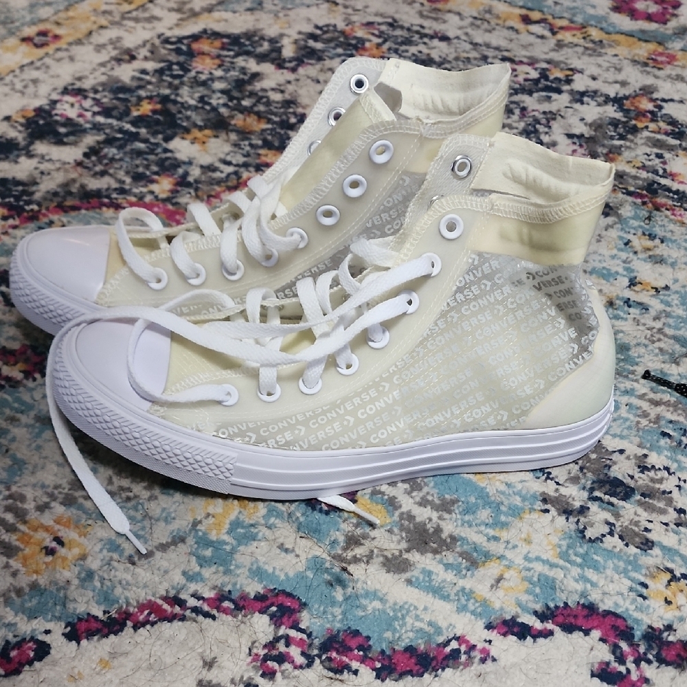 Converse High-Tops in Cream and White - Picture 2 of 3
